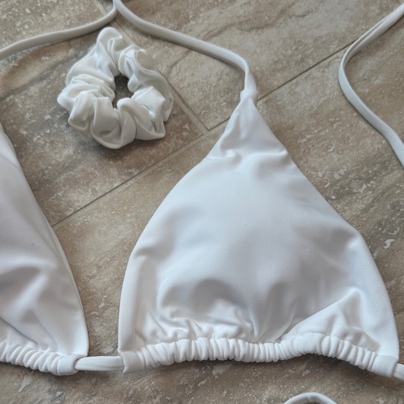 White Triangle Bikini Set - Picture 2 of 6